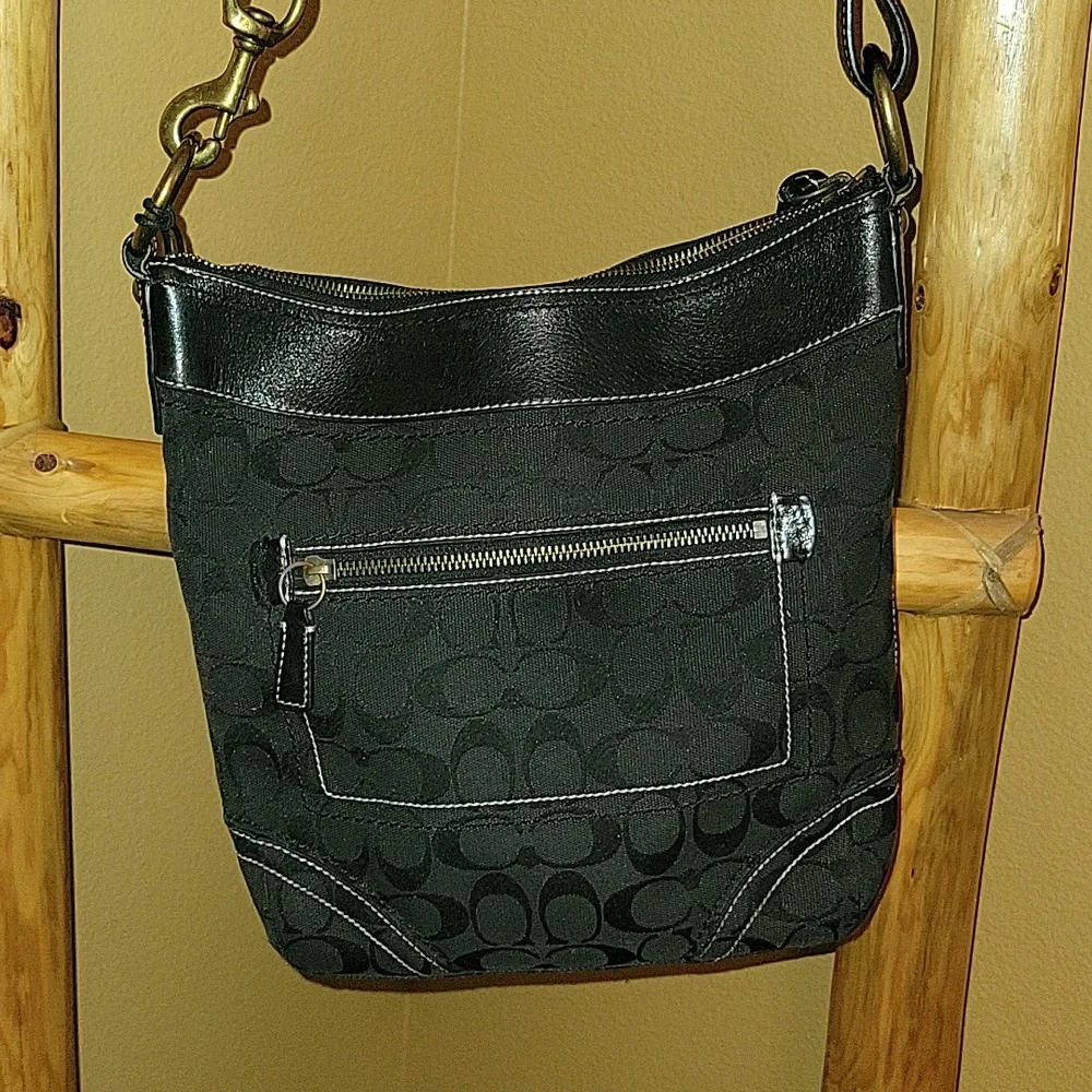 COACH BLACK CANVAS LEATHER C LOGO ADJUSTABLE STRAP CROSSBODY SATCHEL BRASS - Picture 1 of 9